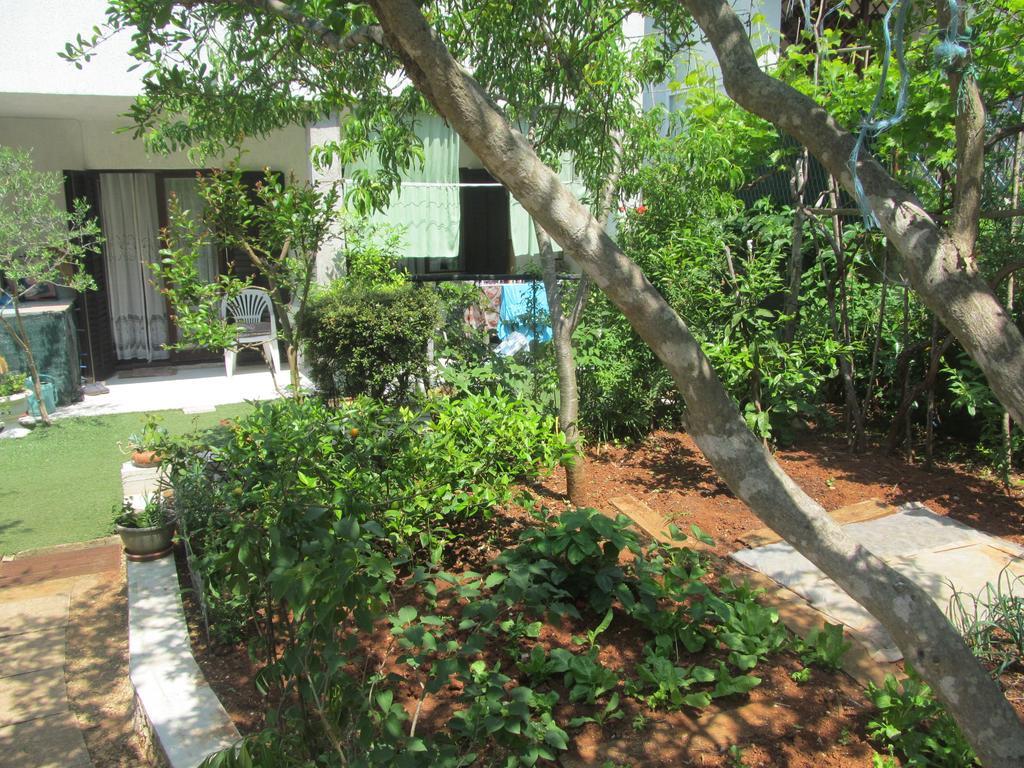 Apartment Artusi Πούλα Δωμάτιο φωτογραφία