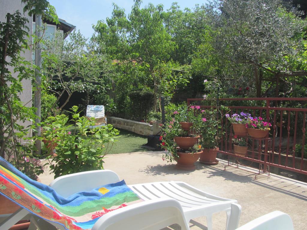 Apartment Artusi Πούλα Δωμάτιο φωτογραφία