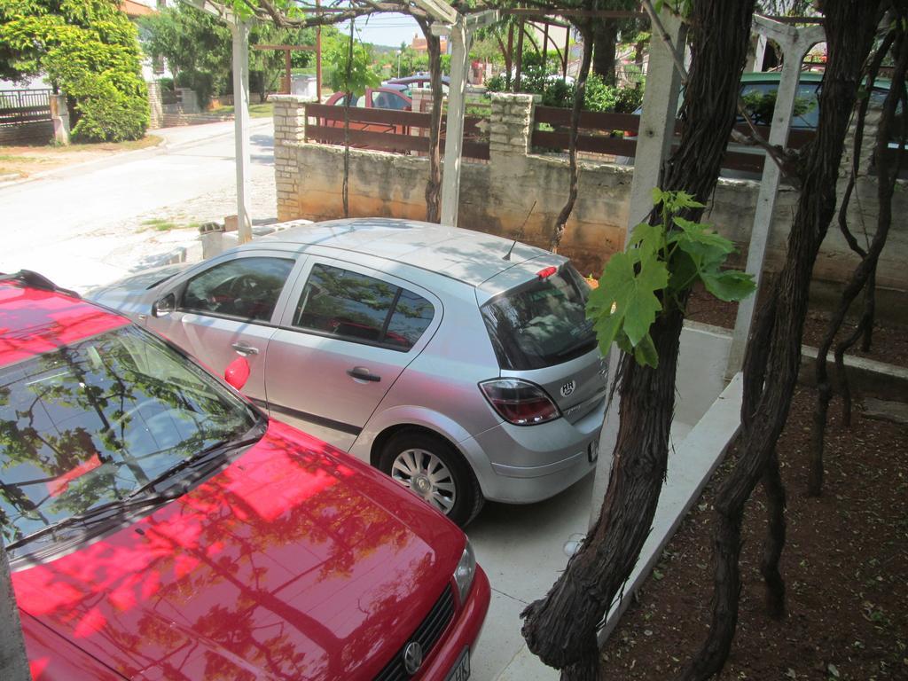 Apartment Artusi Πούλα Δωμάτιο φωτογραφία