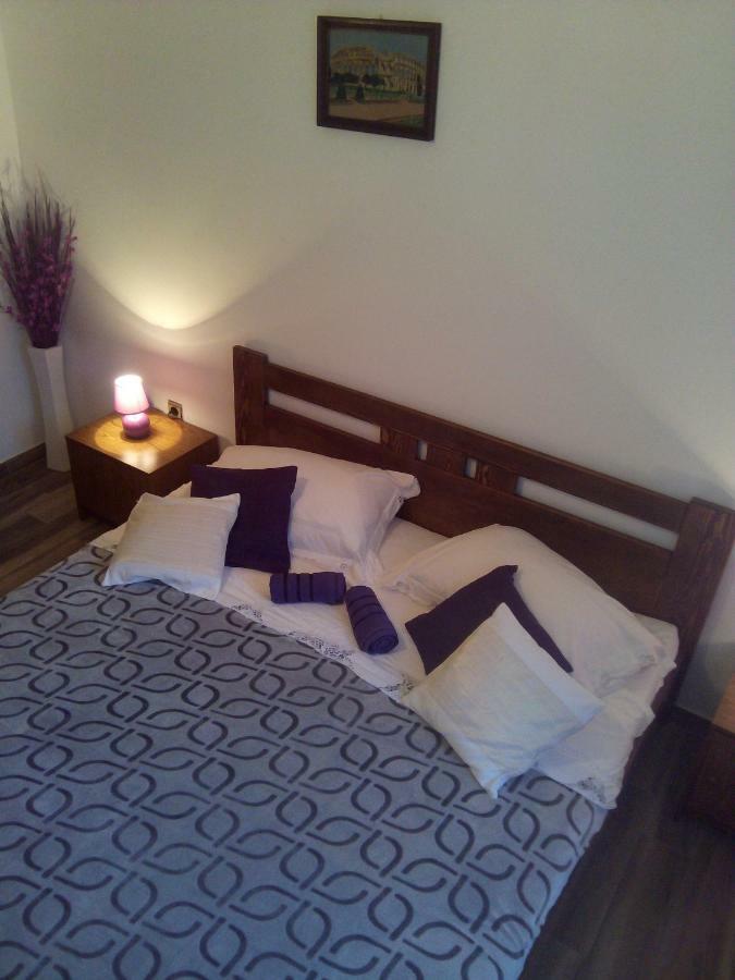 Apartment Artusi Πούλα Εξωτερικό φωτογραφία